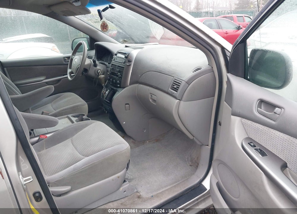 2006 TOYOTA SIENNA LE VIN: 5TDZA23C56S421546