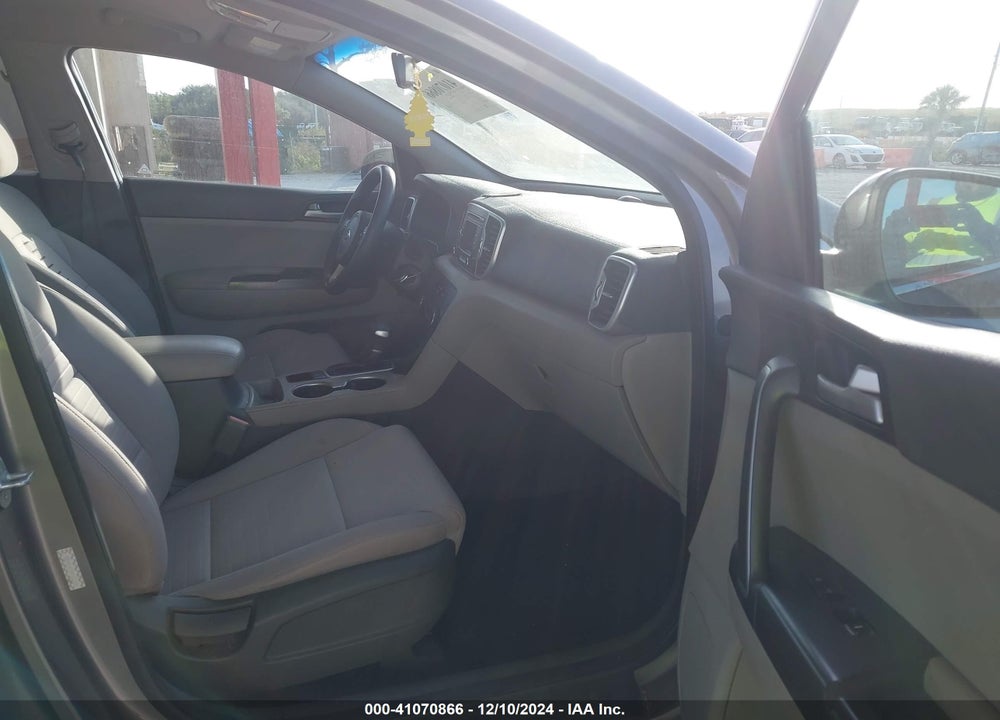 2017 KIA SPORTAGE LX VIN: KNDPMCAC9H7183320