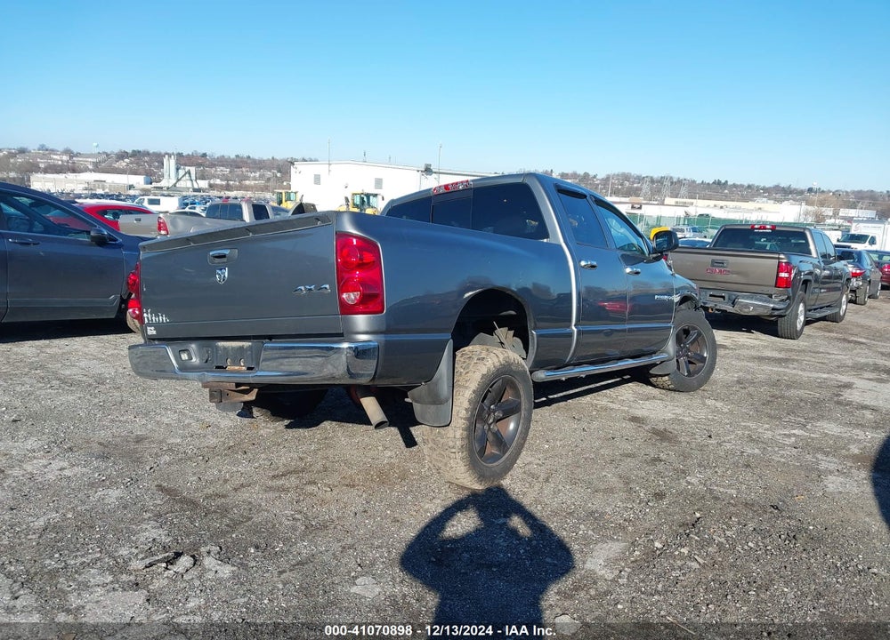 2007 DODGE RAM 1500 SLT/TRX4 OFF ROAD/SPORT VIN: 1D7HU18N97S223767