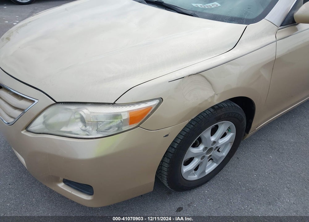 2011 TOYOTA CAMRY LE VIN: 4T1BF3EK0BU641692
