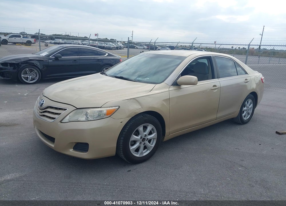 2011 TOYOTA CAMRY LE VIN: 4T1BF3EK0BU641692
