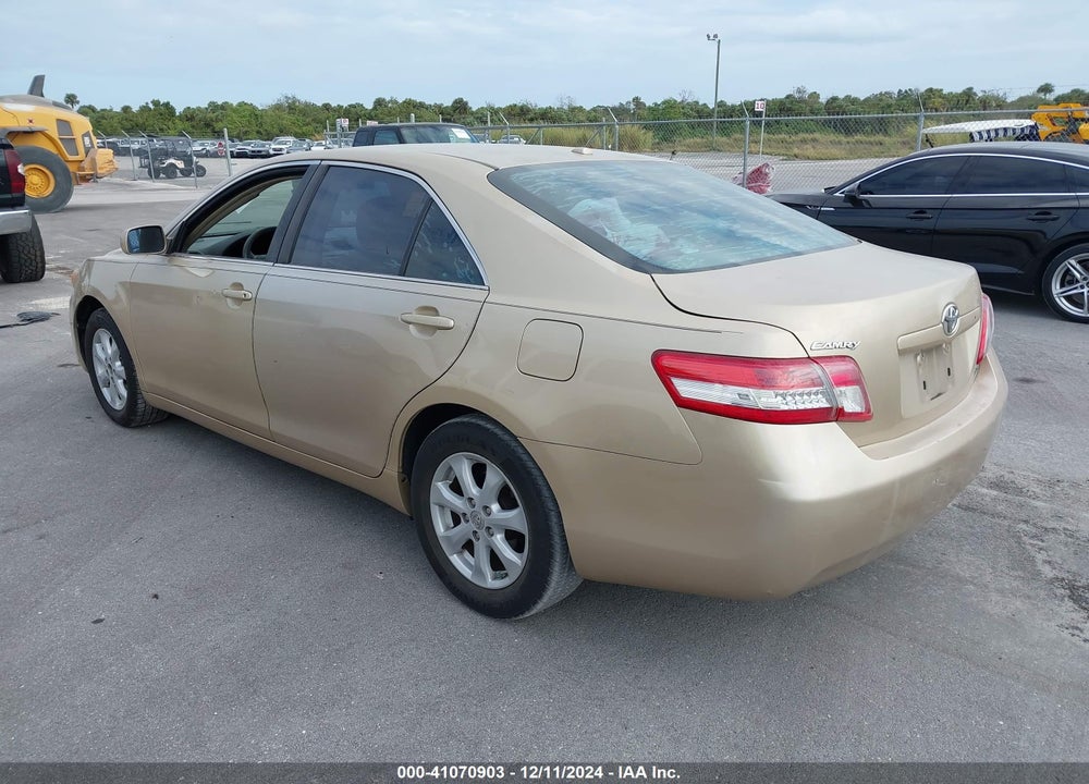 2011 TOYOTA CAMRY LE VIN: 4T1BF3EK0BU641692