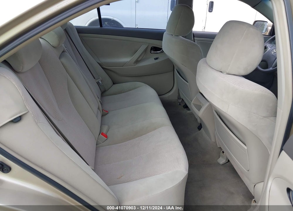 2011 TOYOTA CAMRY LE VIN: 4T1BF3EK0BU641692