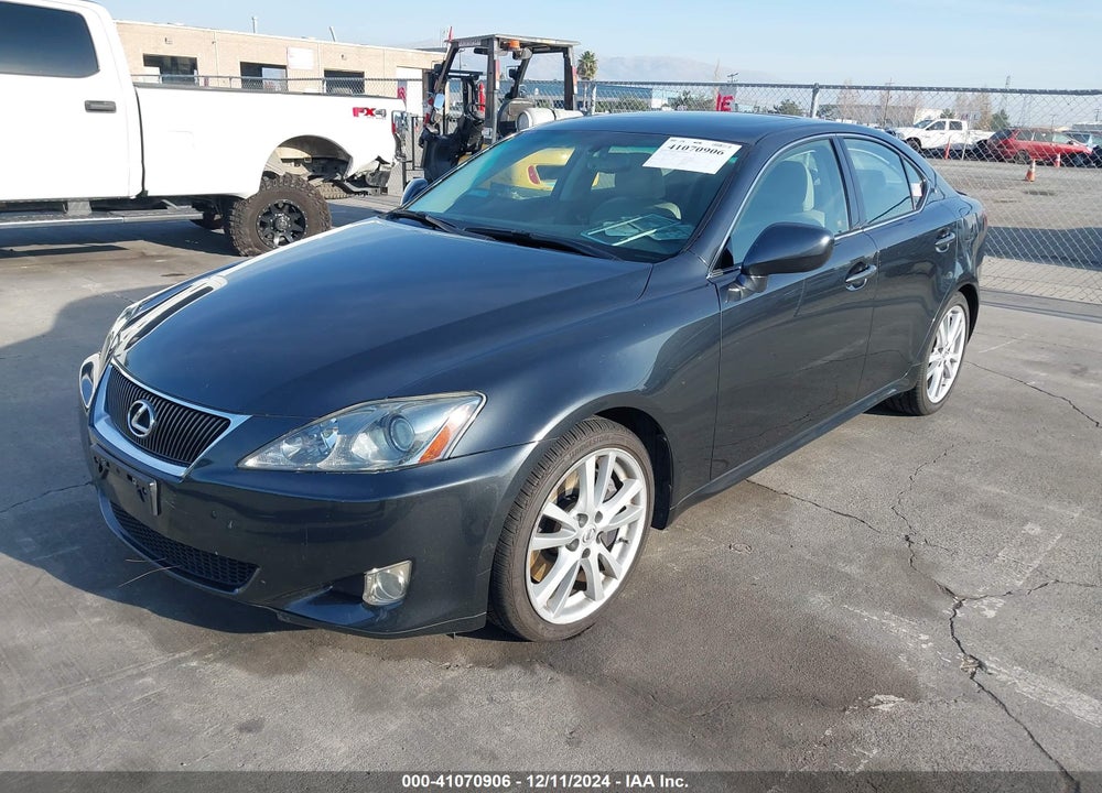 2007 LEXUS IS 350 VIN: JTHBE262X72008344
