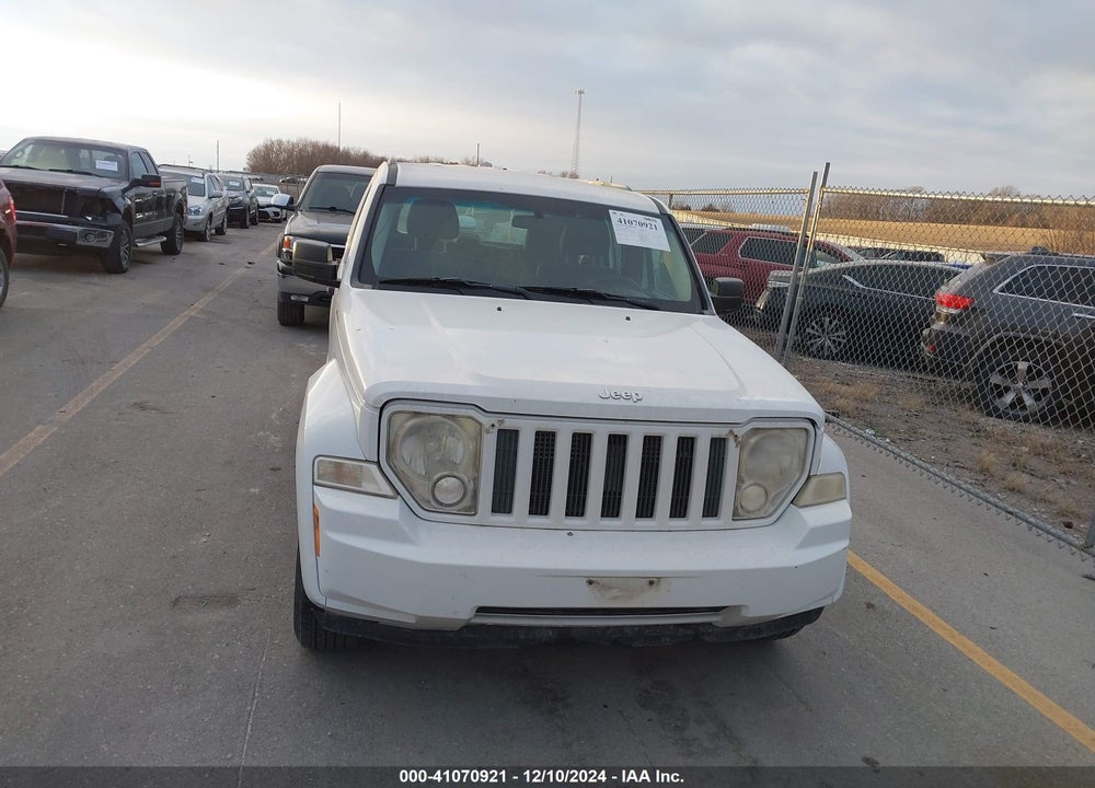 2011 JEEP LIBERTY SPORT VIN: 1J4PN2GK4BW580656