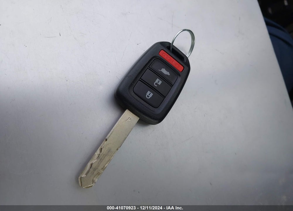 2015 HONDA CR-V LX VIN: 3CZRM3H31FG709336