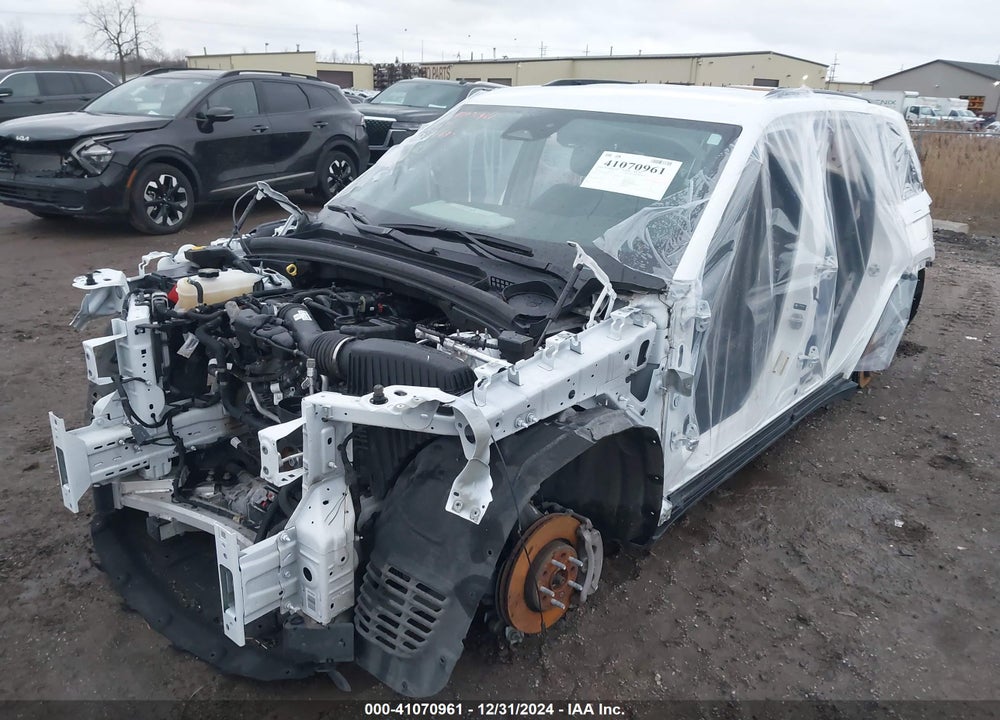 2023 JEEP GRAND CHEROKEE LAREDO 4X4 VIN: 1C4RJHAG6PC535633