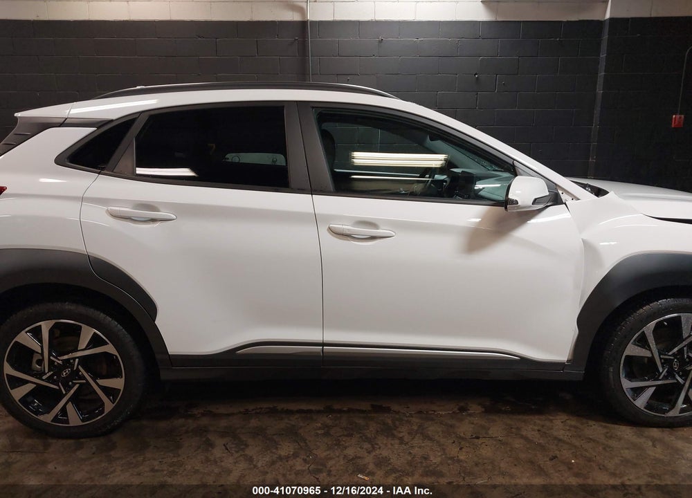 2022 HYUNDAI KONA VIN: KM8K5CA33NU754607