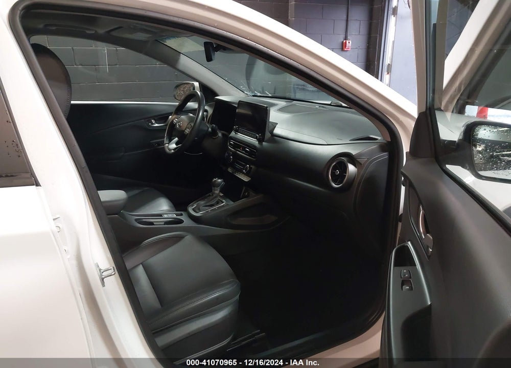 2022 HYUNDAI KONA VIN: KM8K5CA33NU754607