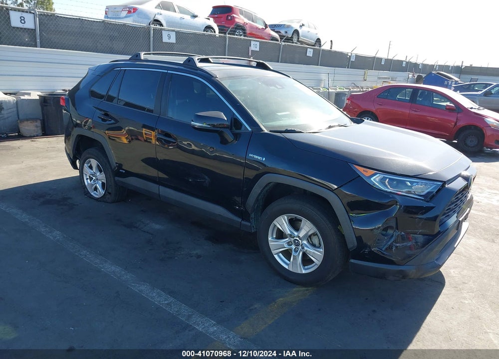 2020 TOYOTA RAV4 HYBRID XLE VIN: 4T3RWRFV4LU004081