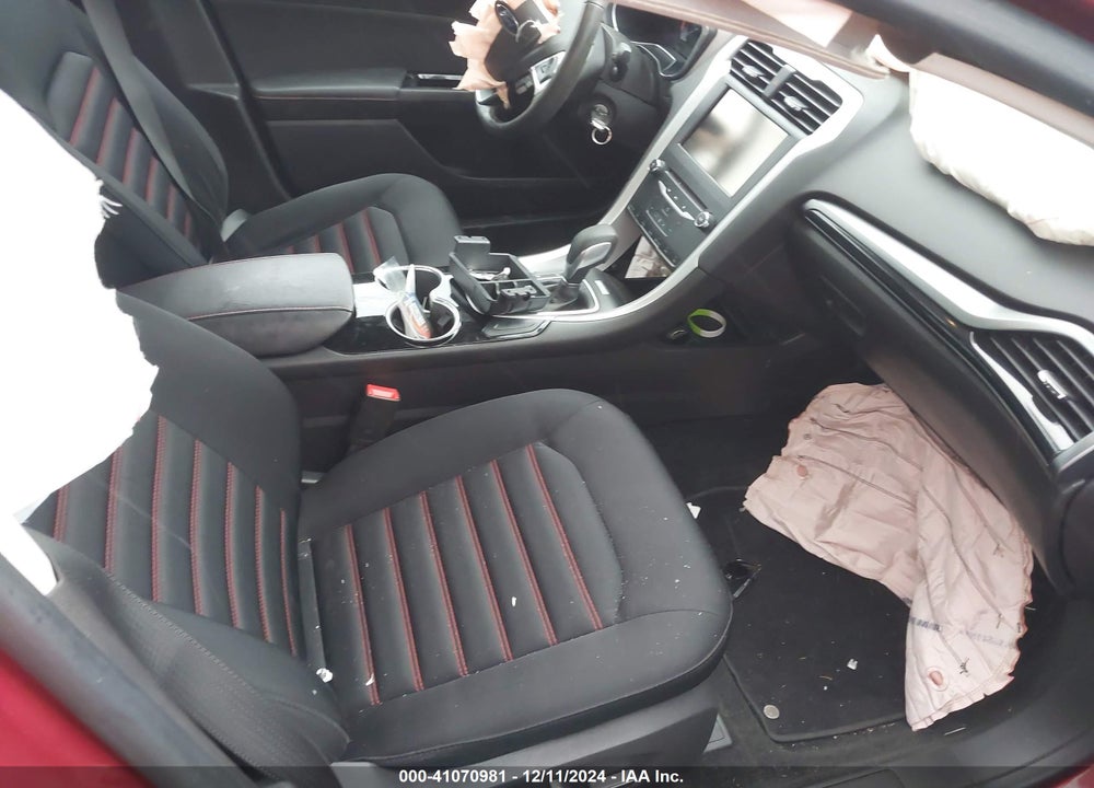 2015 FORD FUSION SE VIN: 3FA6P0H73FR202482