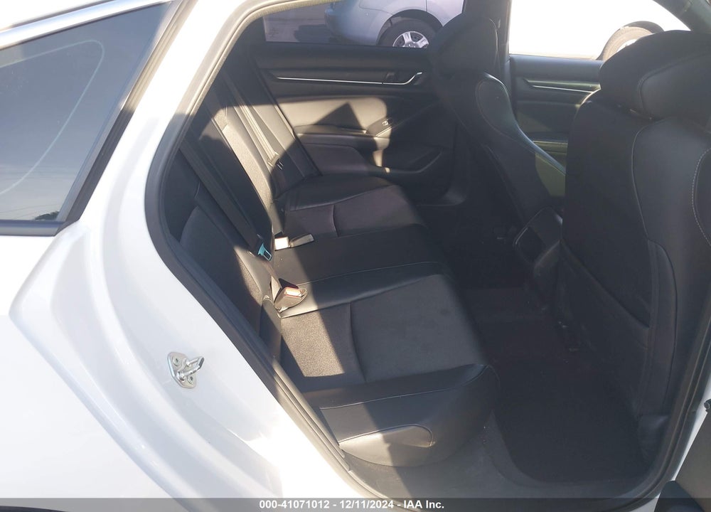 2018 HONDA ACCORD SPORT VIN: 1HGCV1F39JA058837