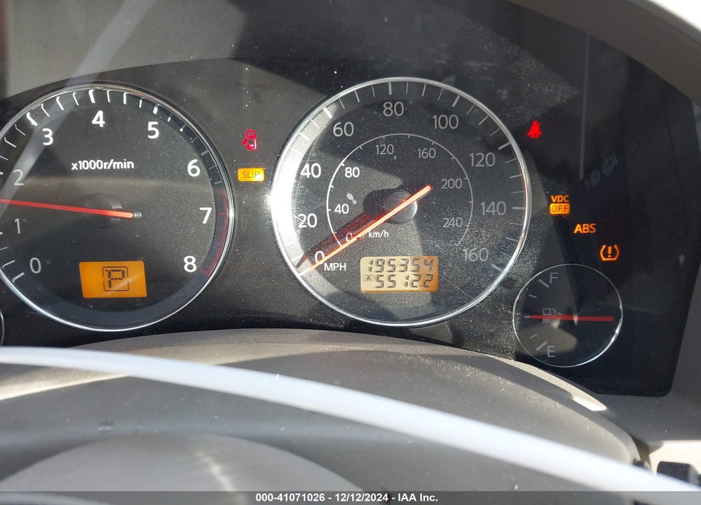 2005 INFINITI FX35 VIN: JNRAS08U15X110365