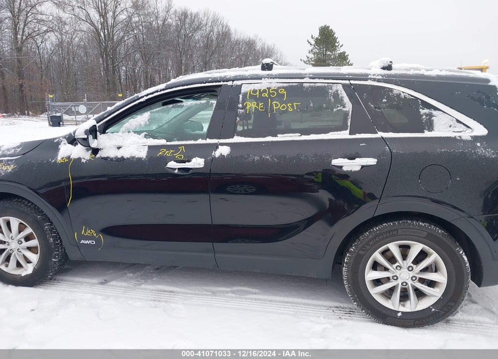 2016 KIA SORENTO 2.4L LX VIN: 5XYPGDA31GG034530