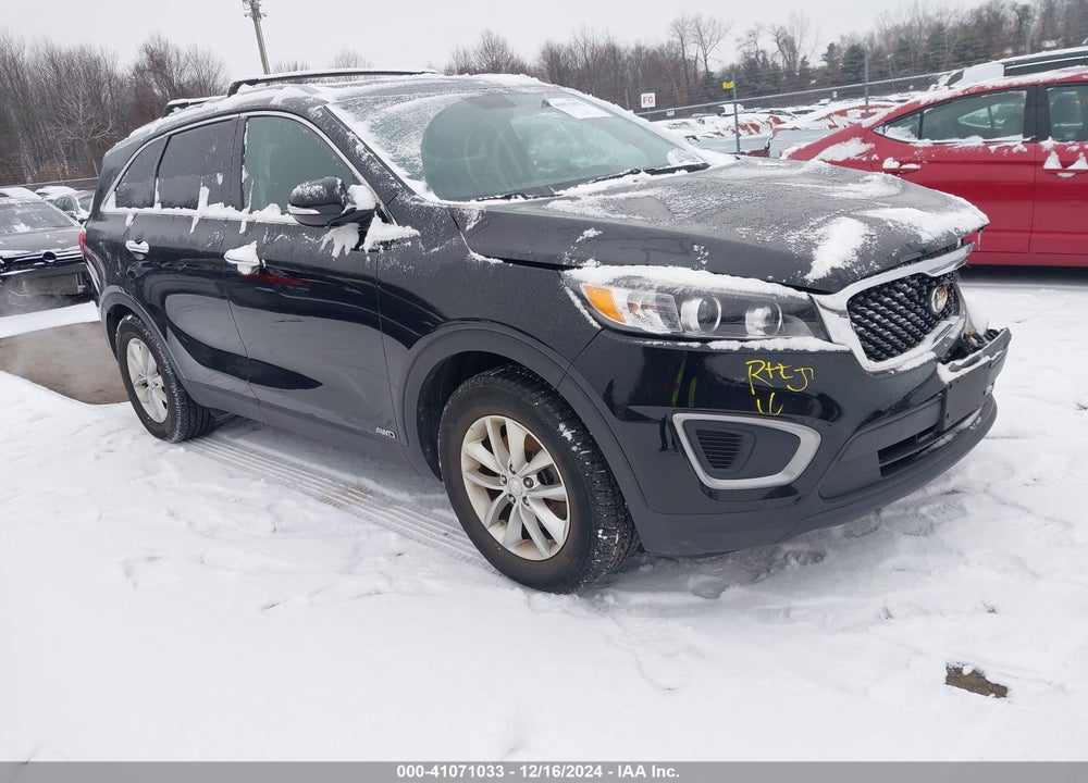2016 KIA SORENTO 2.4L LX VIN: 5XYPGDA31GG034530