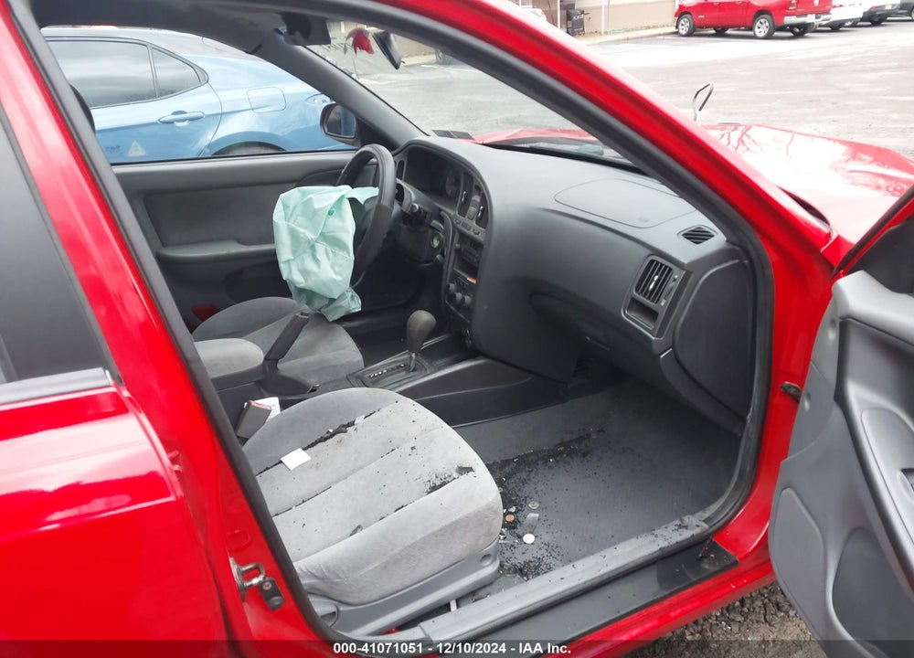 2004 HYUNDAI ELANTRA GLS/GT VIN: KMHDN46D24U818733