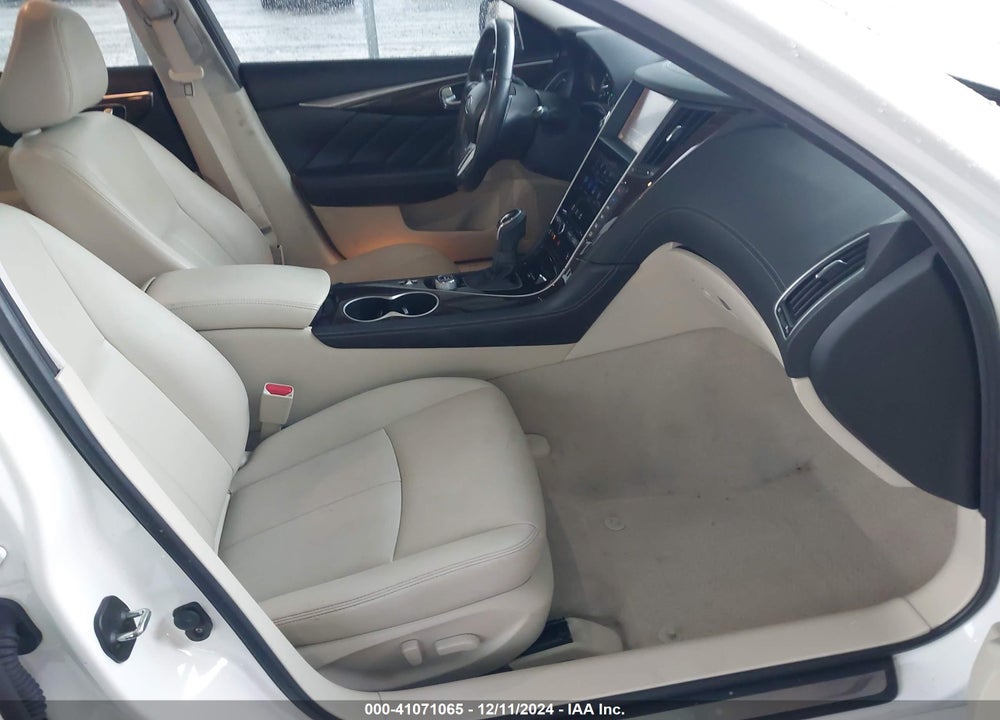 2018 INFINITI Q50 3.0T LUXE VIN: JN1EV7AR8JM431888