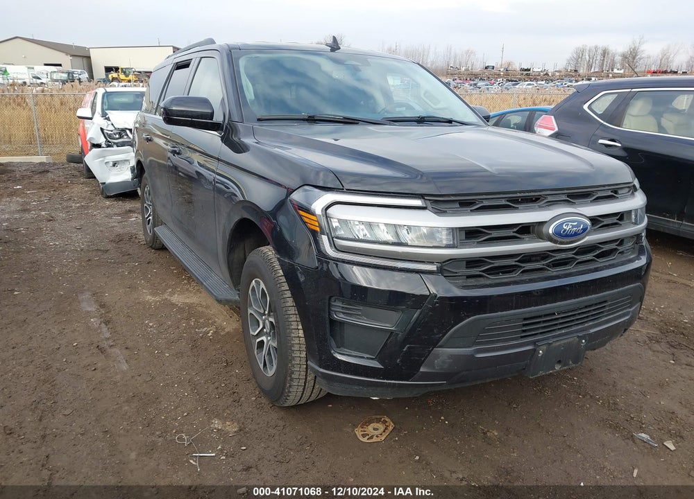 2024 FORD EXPEDITION XLT VIN: 1FMJU1J87REA42227