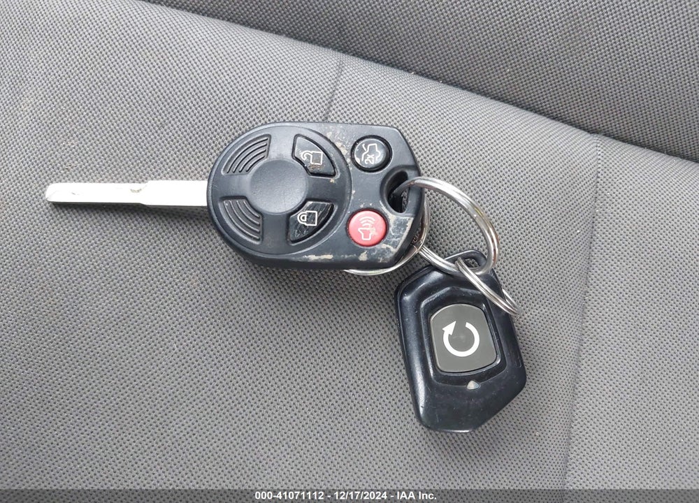 2016 FORD ESCAPE SE VIN: 1FMCU9GX2GUC33188