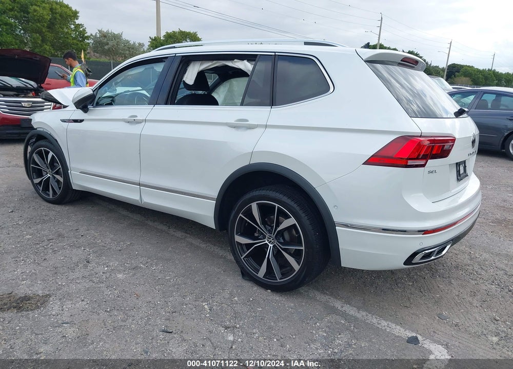 2023 VOLKSWAGEN TIGUAN 2.0T SEL R-LINE VIN: 3VV4B7AX3PM113448