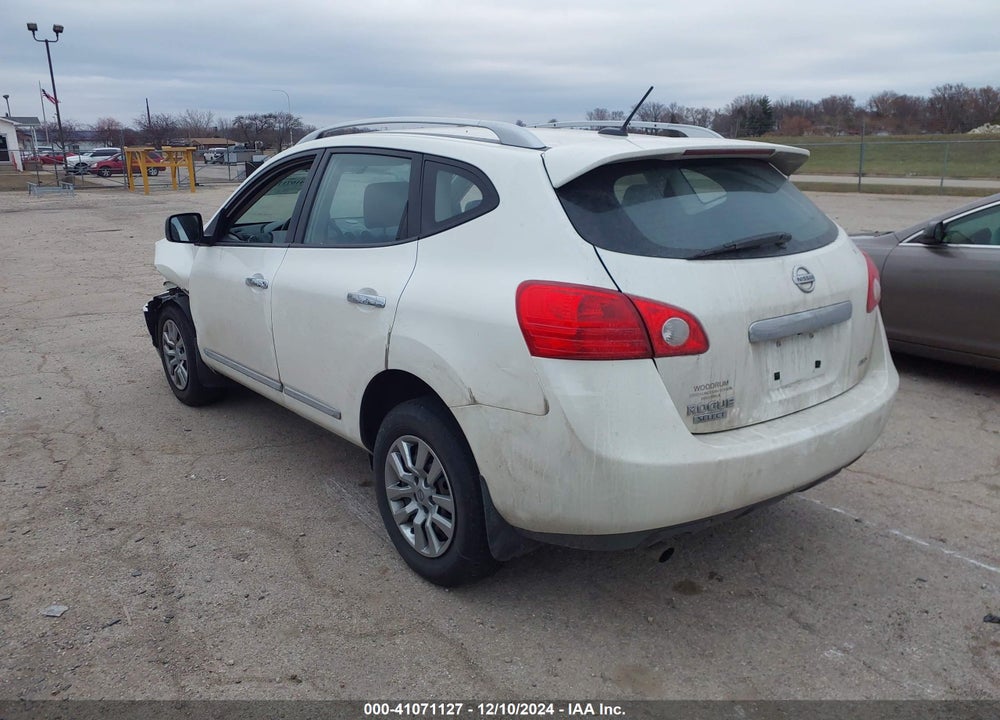 2015 NISSAN ROGUE SELECT S VIN: JN8AS5MV4FW257187