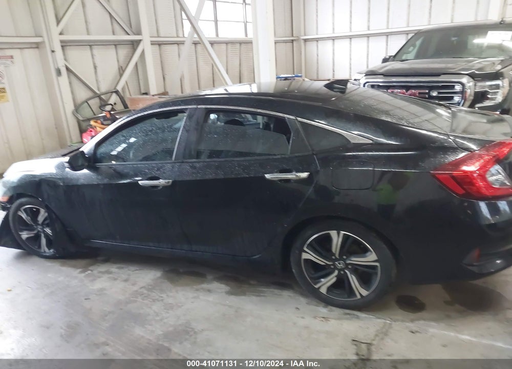 2016 HONDA CIVIC VIN: 2HGFC1F94GH641463