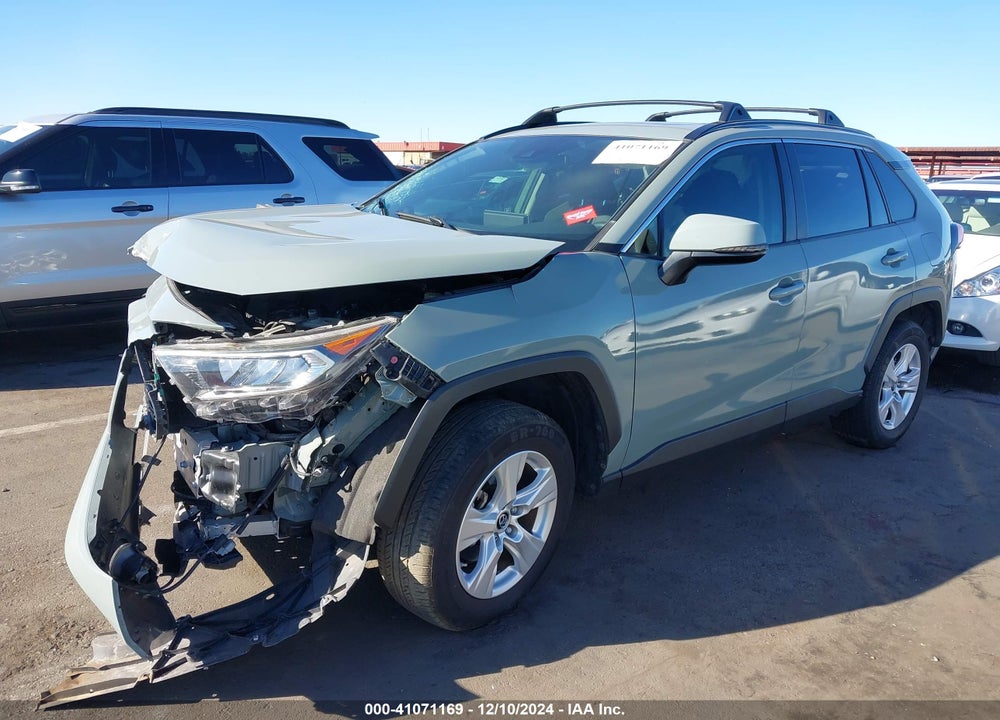 2019 TOYOTA RAV4 XLE VIN: JTMW1RFV0KD505644