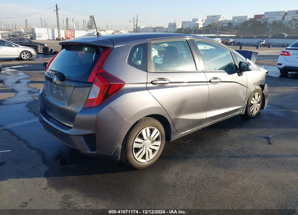 2015 HONDA FIT LX VIN: 3HGGK5H50FM714773