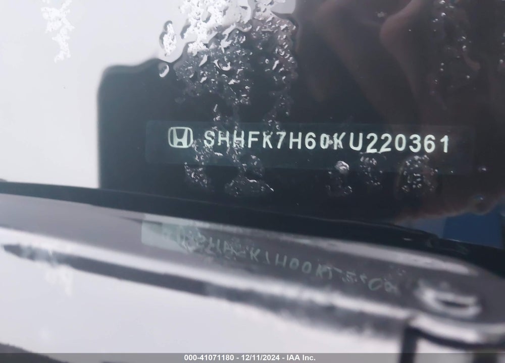 2019 HONDA CIVIC VIN: SHHFK7H60KU220361