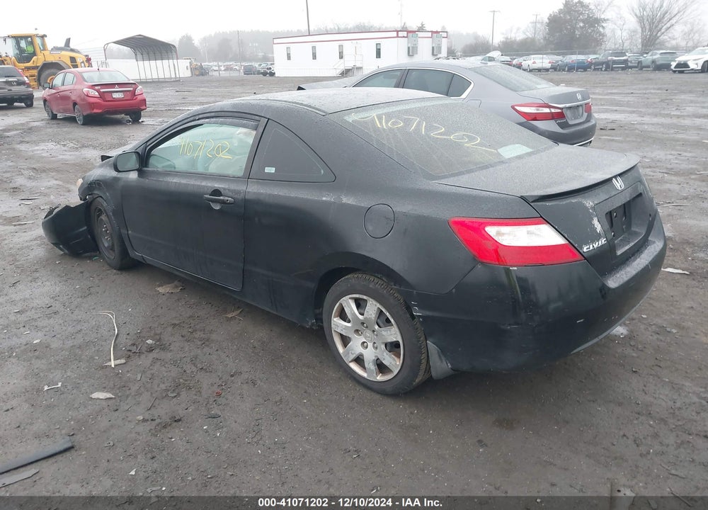 2008 HONDA CIVIC LX VIN: 2HGFG12628H521338