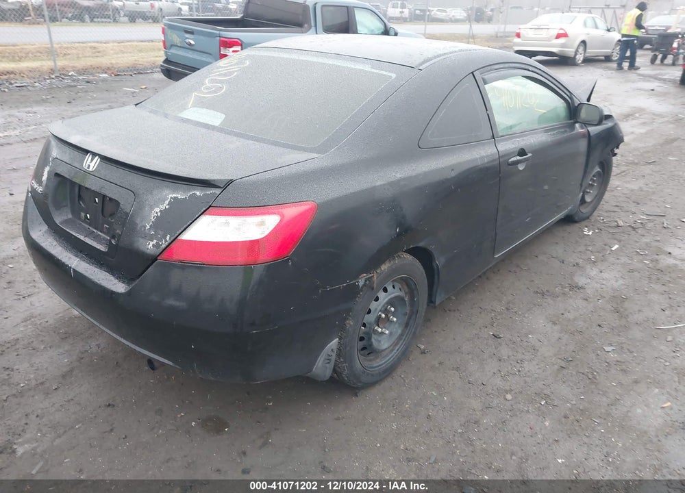 2008 HONDA CIVIC LX VIN: 2HGFG12628H521338