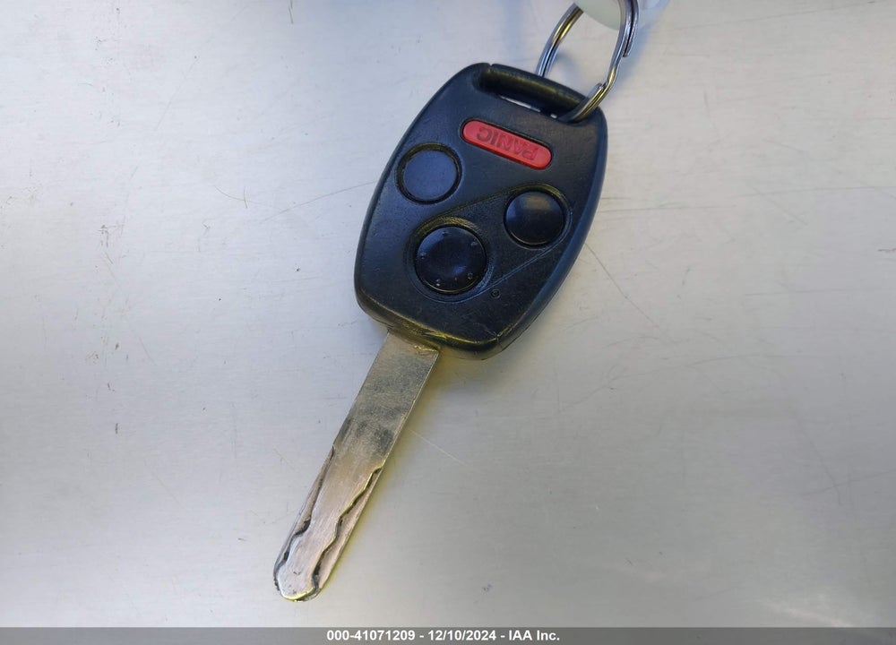 2010 HONDA CIVIC VIN: 19XFA1F80AE022566
