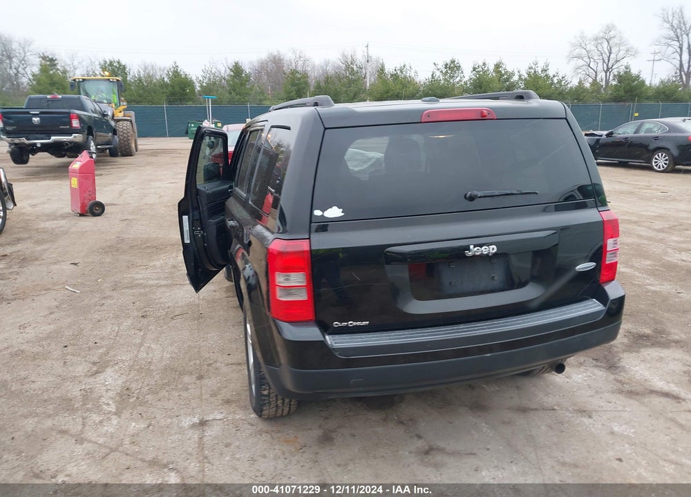 2016 JEEP PATRIOT LATITUDE VIN: 1C4NJPFB2GD576969