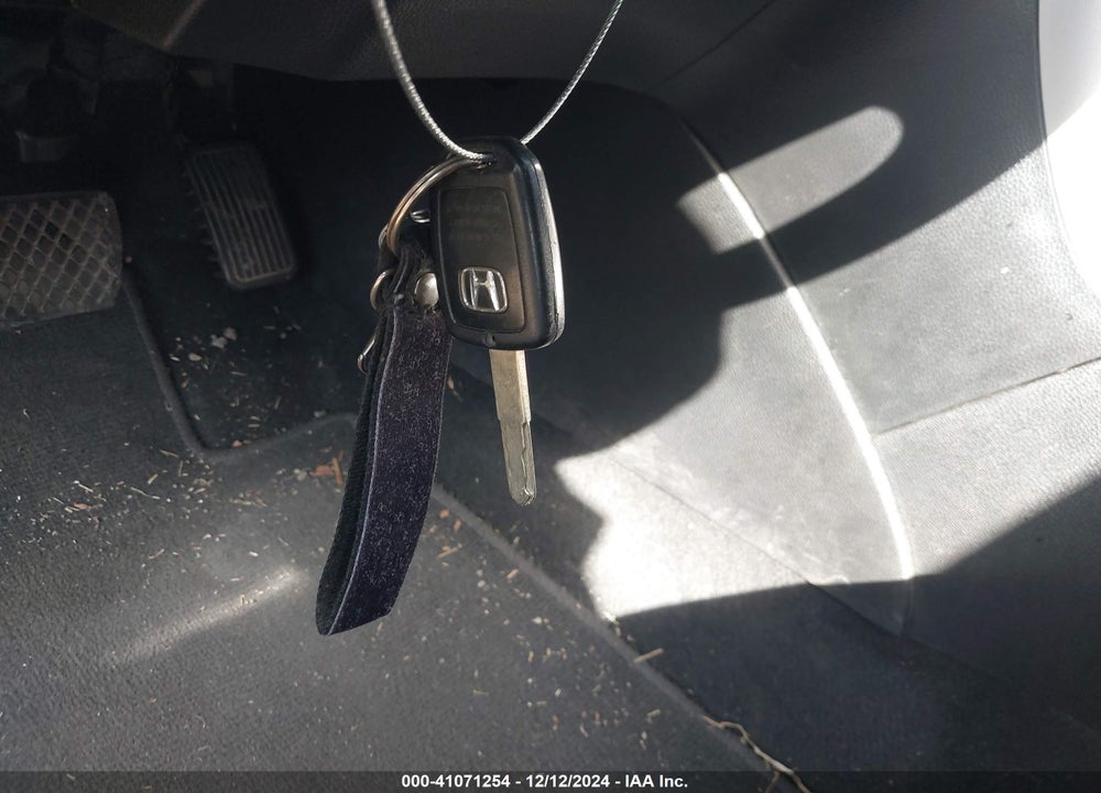 2013 HONDA ACCORD LX VIN: 1HGCR2F36DA122492