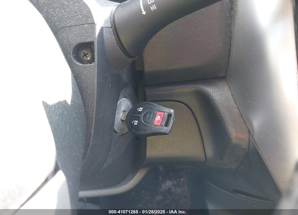 2015 NISSAN VERSA NOTE VIN: 3N1CE2CP1FL352764