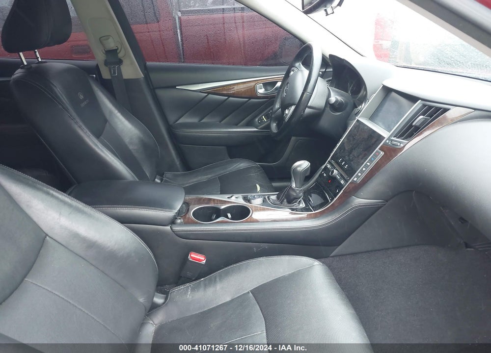 2014 INFINITI Q50 PREMIUM VIN: JN1BV7AR1EM686102