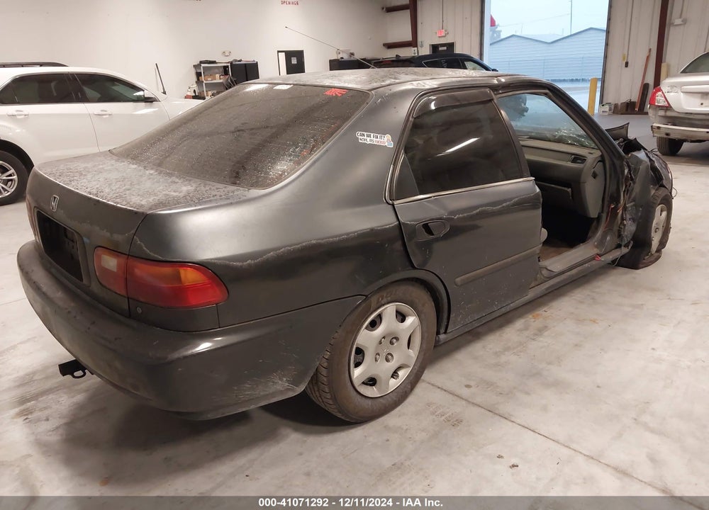 1993 HONDA CIVIC DX VIN: JHMEG8545PS056802