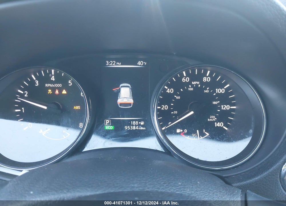 2017 NISSAN ROGUE SV VIN: 5N1AT2MT9HC823205
