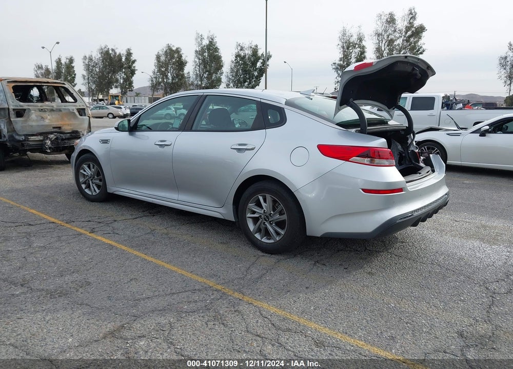 2019 KIA OPTIMA LX VIN: 5XXGT4L39KG285902