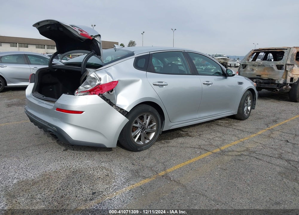 2019 KIA OPTIMA LX VIN: 5XXGT4L39KG285902