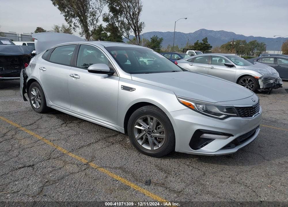 2019 KIA OPTIMA LX VIN: 5XXGT4L39KG285902