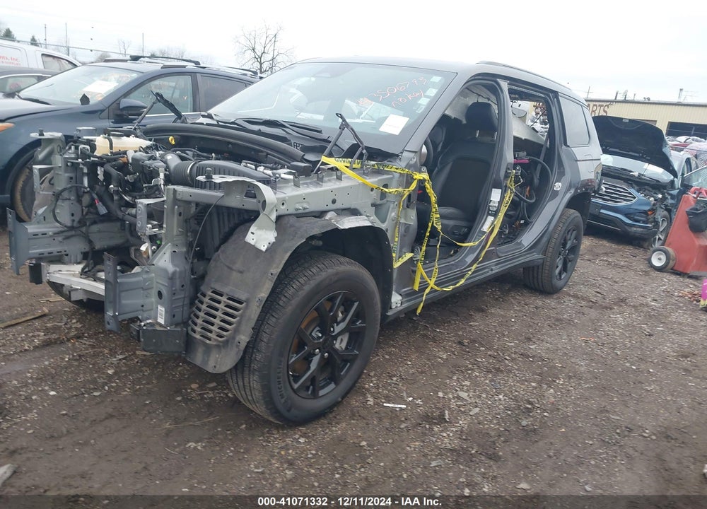 2024 JEEP GRAND CHEROKEE L ALTITUDE 4X4 VIN: 1C4RJKAG3R8534717