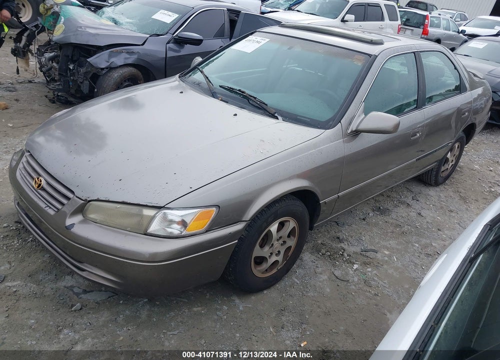 1999 TOYOTA CAMRY LE VIN: 4T1BG22K9XU448301