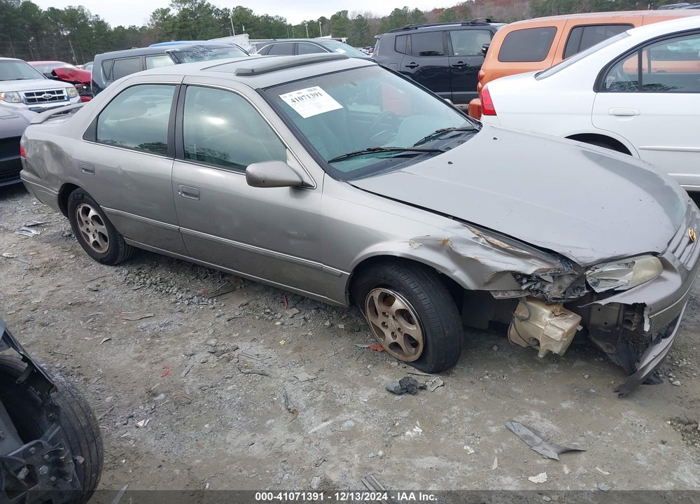 1999 TOYOTA CAMRY LE VIN: 4T1BG22K9XU448301