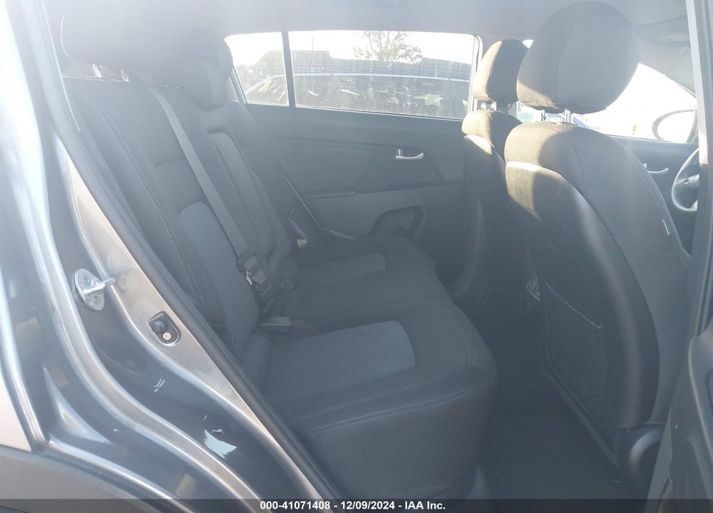 2016 KIA SPORTAGE LX VIN: KNDPB3AC1G7847680