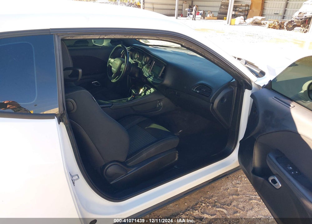 2016 DODGE CHALLENGER VIN: 2C3CDZAG2GH184076
