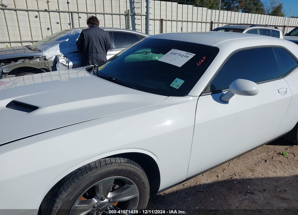 2016 DODGE CHALLENGER VIN: 2C3CDZAG2GH184076