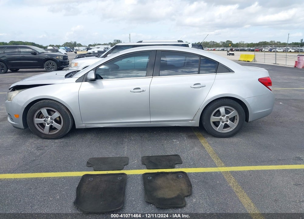 2014 CHEVROLET CRUZE 1LT AUTO VIN: 1G1PC5SB8E7103319