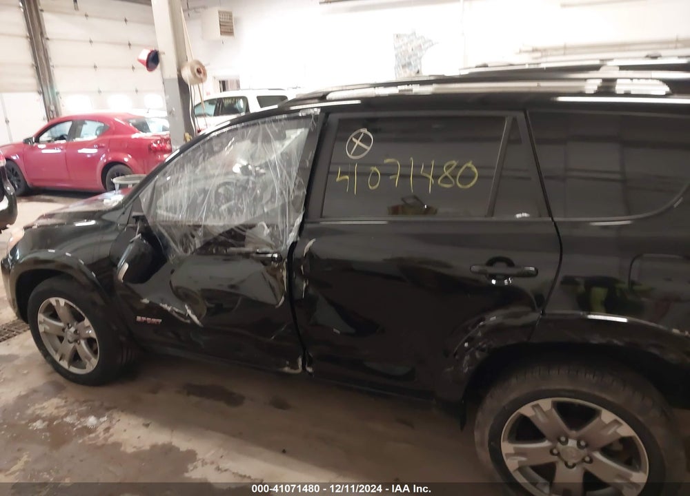 2009 TOYOTA RAV4 SPORT VIN: JTMBK32V395080052