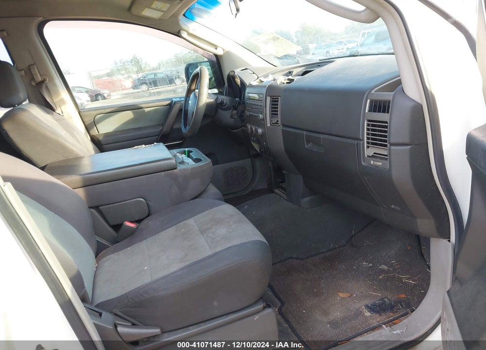 2004 NISSAN TITAN XE VIN: 1N6AA07A64N551880